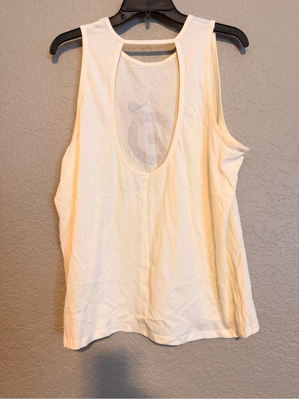Peloton Cream Keyhole Tank Top - Picture 4 of 5
